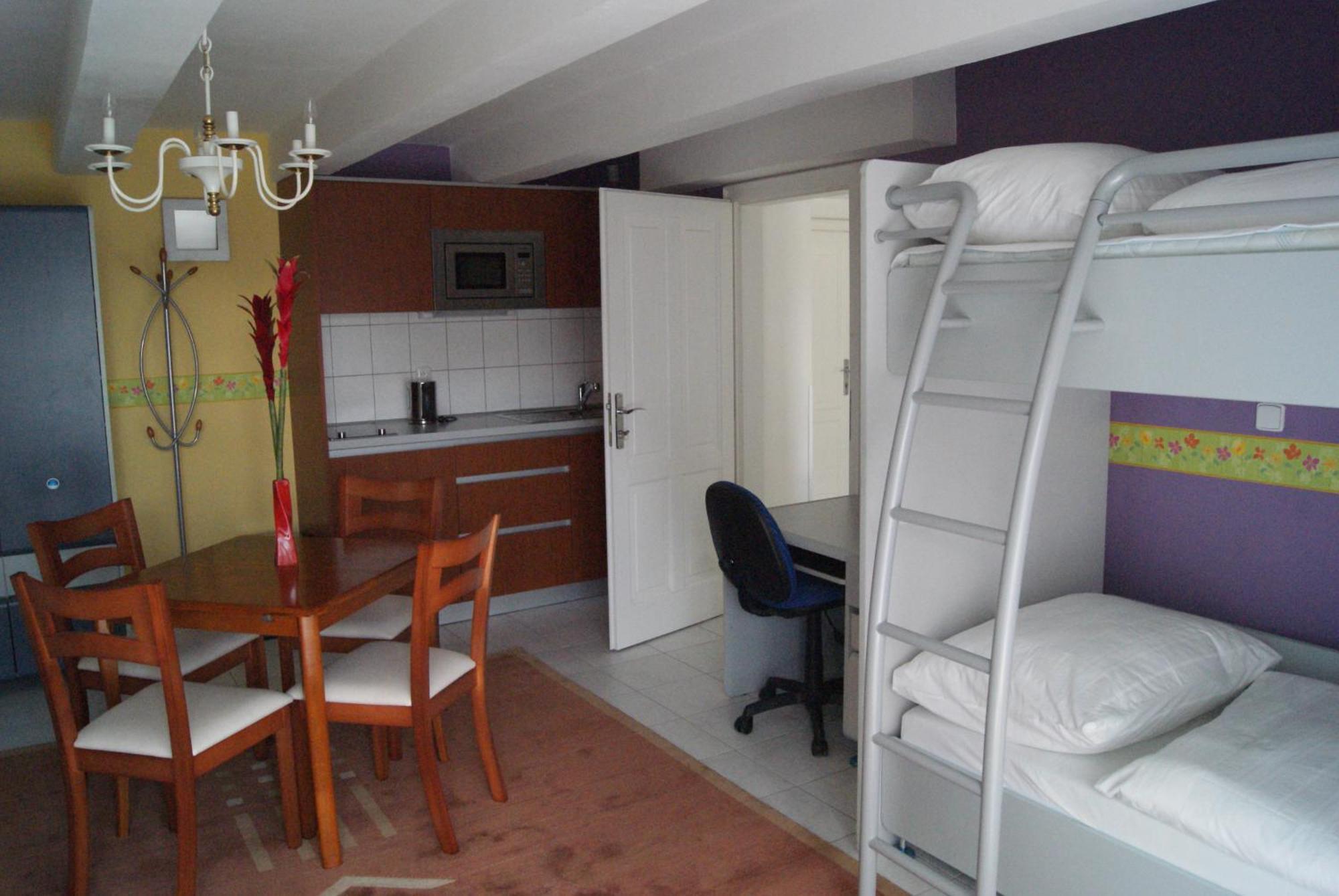 Apartment Sejko Cesky Krumlov Room photo
